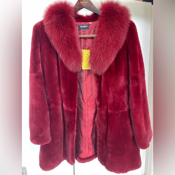 Luisa Spagnoli Red Fur Coat size S - Picture 1 of 7